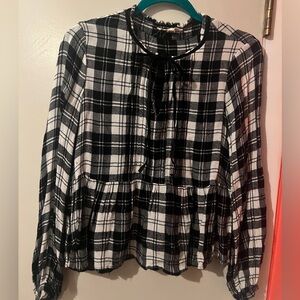 One the Land Black & White Plaid Peplum Blouse Size M